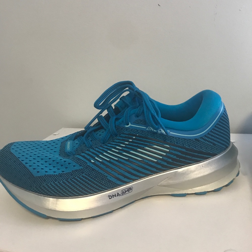 Brooks Levitate Running Shoe